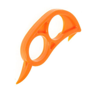 Citrus peeler