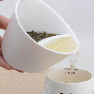 Infusing tea cup | White