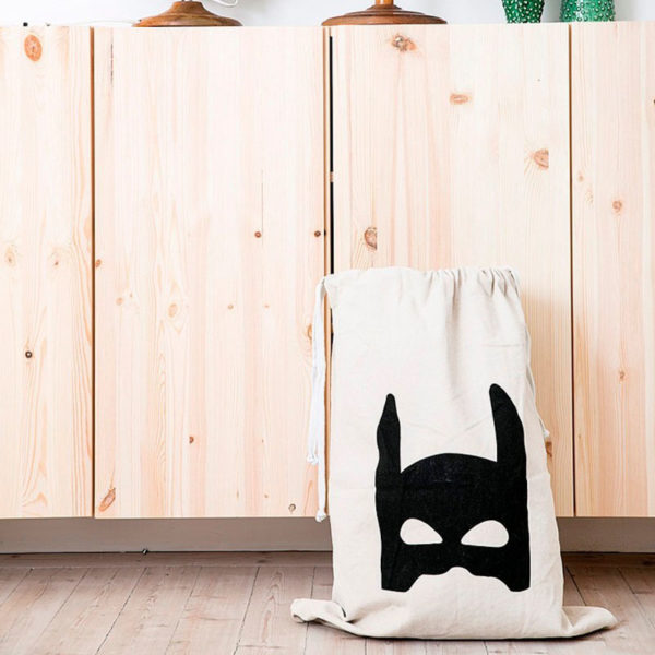 Playful laundry bag | Batman