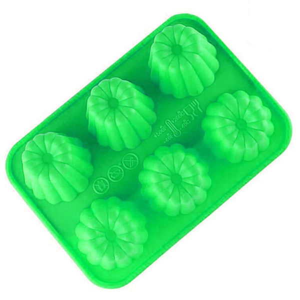 Silicone mold for 6 French cannelés | Green