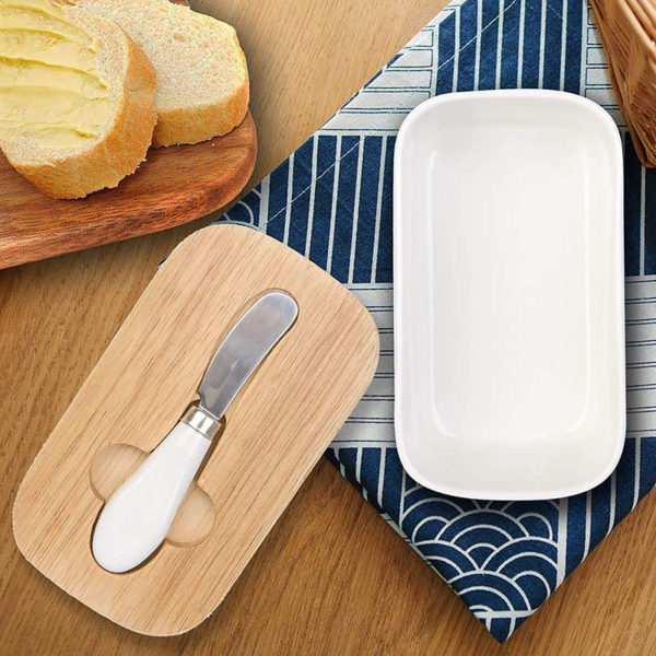 Clever ceramic butter box with knife