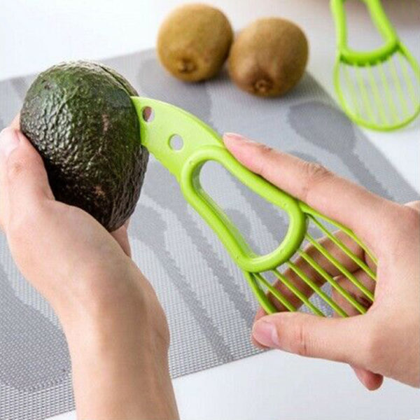 Clever Avocado Cutter | Green