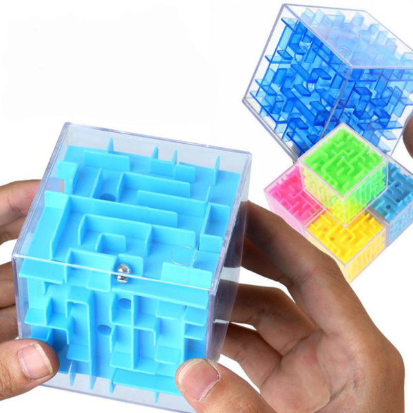 Cube de labyrinthe 3D à bille | Bleu