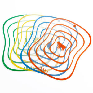 Set of 4 flexible and colorful cutting mats